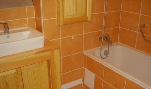 2-izb. tehlový po rekonštrukcii s vlastným kúrením v centre mesta — foto 4