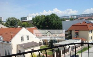32m2) Staré mesto - 1-izbový byt s balkónom na Svätoplukovej — foto 1