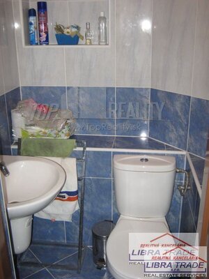 Veľký dvojgeneračný RD pri kúpelnom meste Štúrovo — foto 14