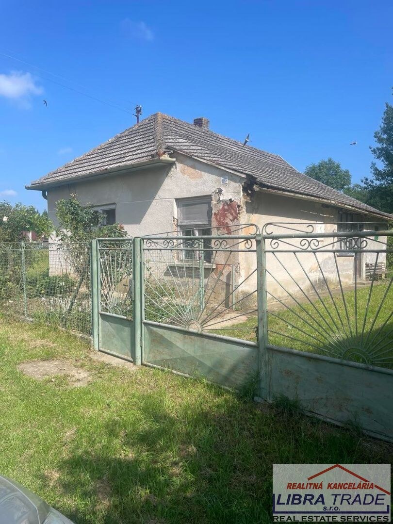 Predaj - 2-izb.starší RD s pekným pozemkom 1800m2 v Dedine Mládeže.