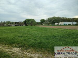 Komárno - Vrbová nad Váhom Na predaj stavebný pozemok o rozlohe: 2841m2 — foto 3