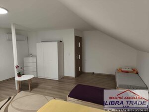 PREDAJ chata s krásnou terasou v chatovej oblasti  Kováčovo - Chľaba pri Štúrove. — foto 18