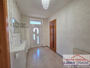 Rodinný dom na predaj v obci Bánov. — foto 20