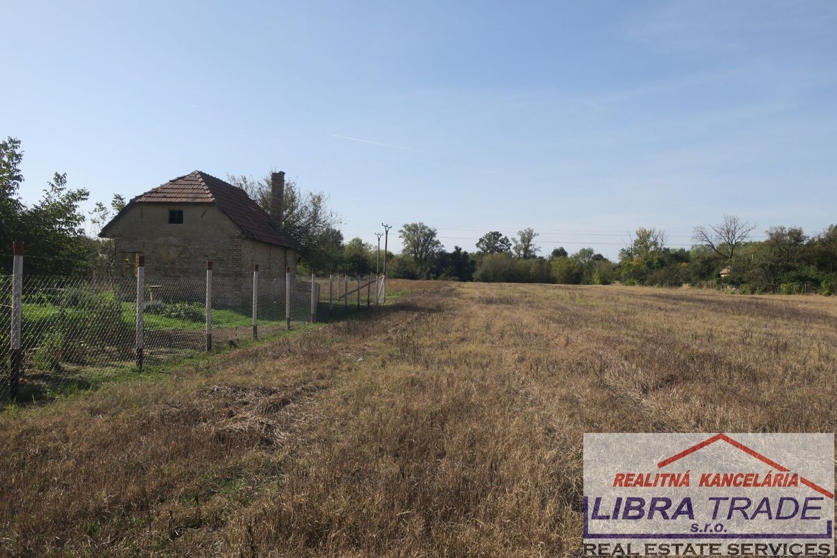 Záhrada na predaj v Nových Zámkoch. — foto 9
