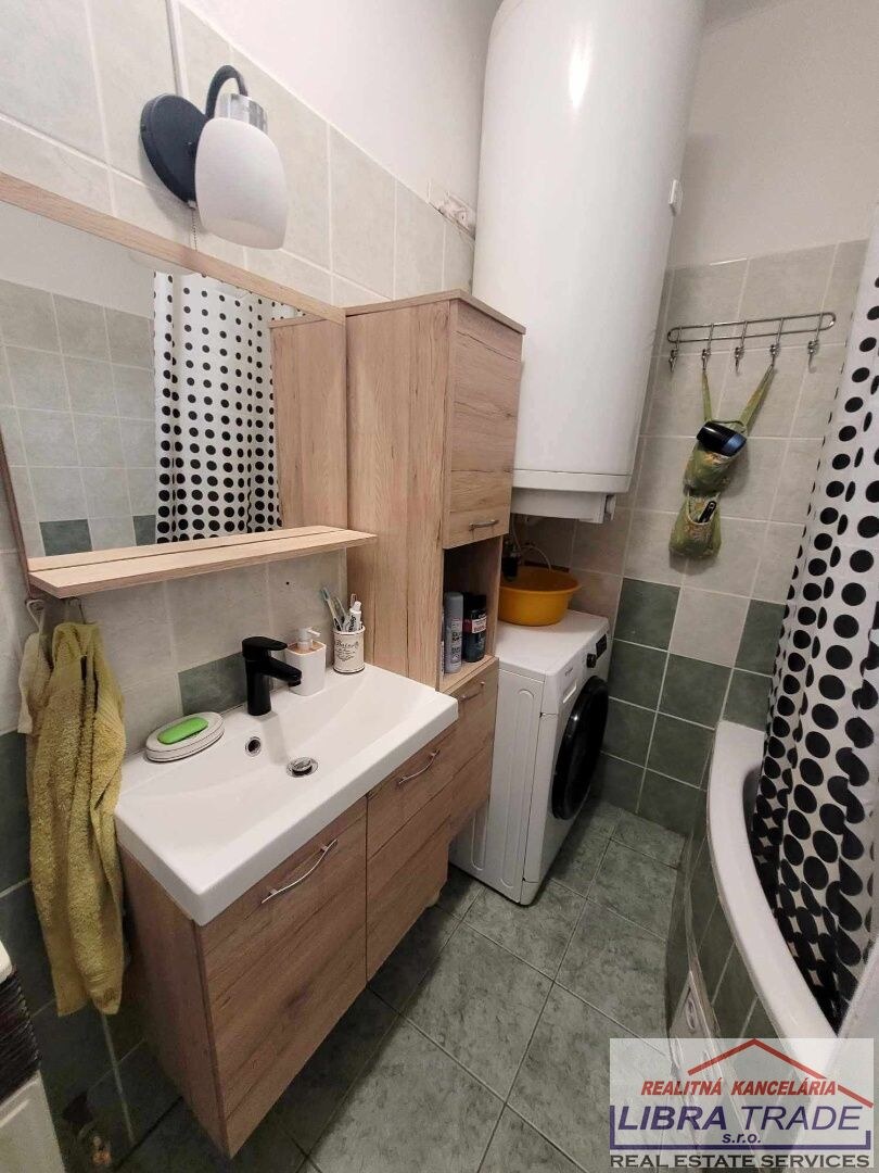 Ponúkame na predaj rodinný dom v Štúrove. — foto 6