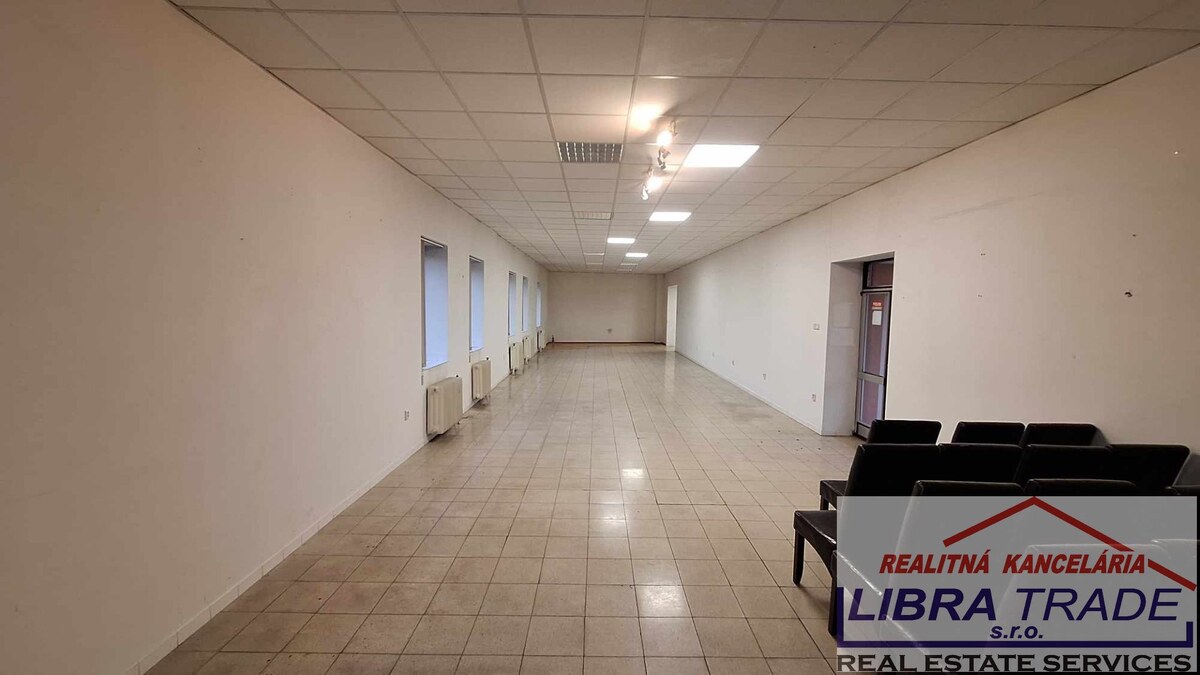 PREDAJ - PRIEMYSELNÉHO AREÁLU V KOMÁRNE ČASŤ NOVÁ STRÁŽ  DOHODA MOŽNÁ! — foto 11