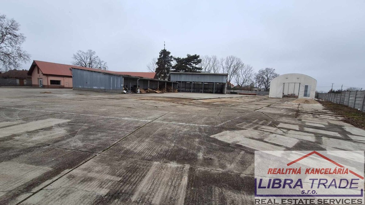 PREDAJ - PRIEMYSELNÉHO AREÁLU V KOMÁRNE ČASŤ NOVÁ STRÁŽ  DOHODA MOŽNÁ! — foto 4