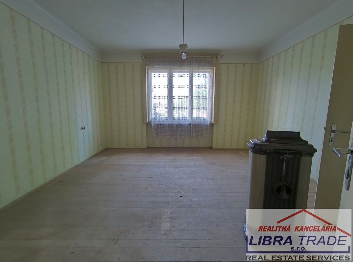 Veľký 4-izbový dom v obci Kamenín ZNÍŽENÁ CENA!!!! — foto 11