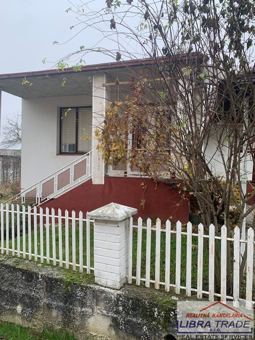 Rodinný dom na predaj v obci Veľké Lovce okres  Nové Zámky. — foto 18