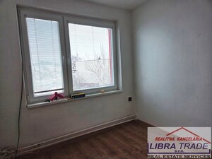 Rodinný dom na predaj v obci Veľké Lovce okres  Nové Zámky. — foto 4