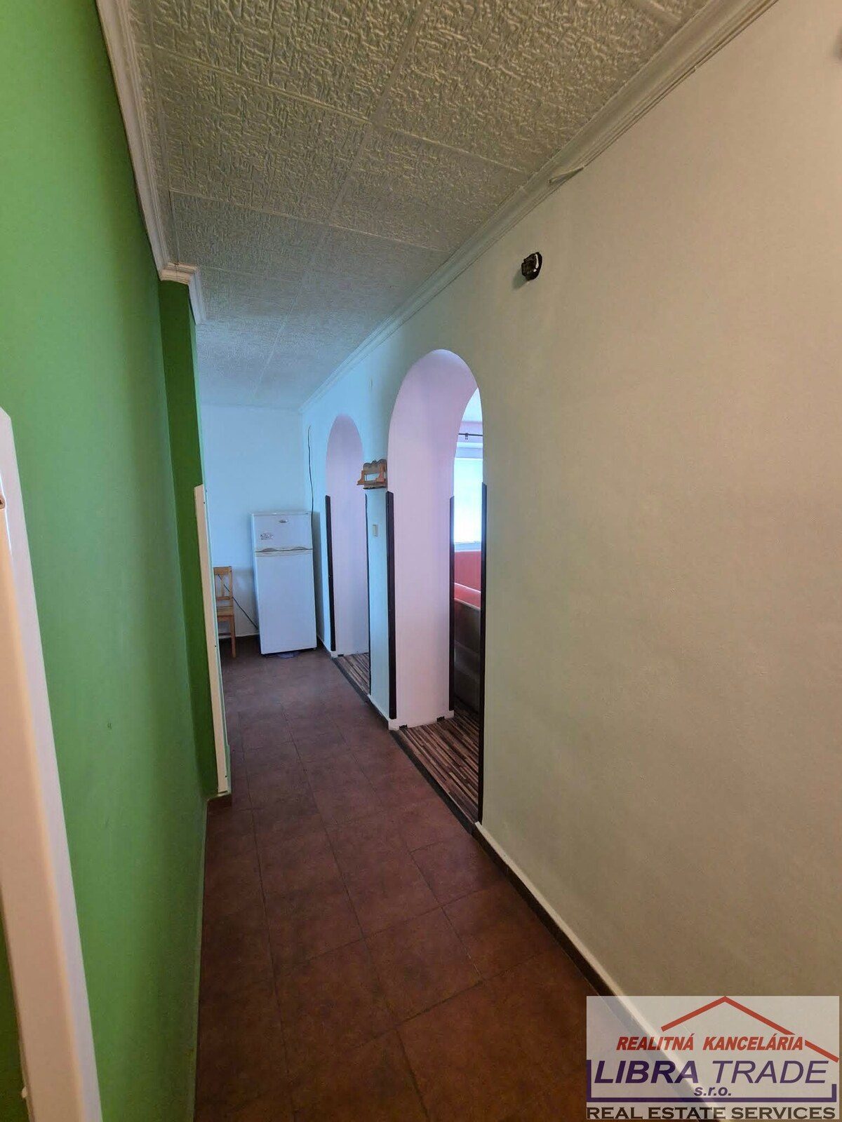 PREDAJ - čiastočne prerobený 2 izbový tehlový byt v Komárne  — foto 7