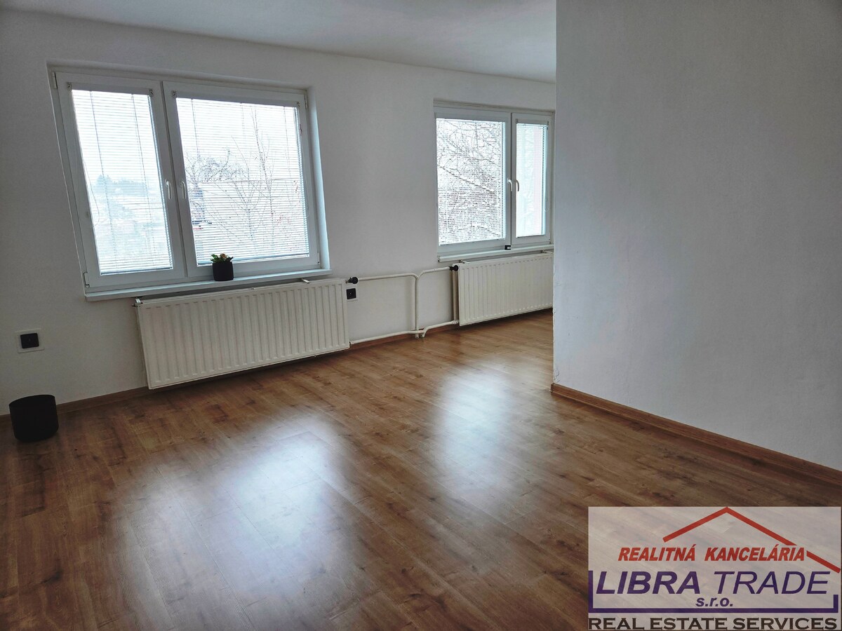 Rodinný dom do prenájmu v obci Veľké Lovce. — foto 6