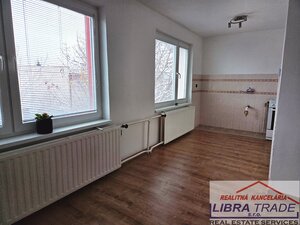 Rodinný dom do prenájmu v obci Veľké Lovce. — foto 3