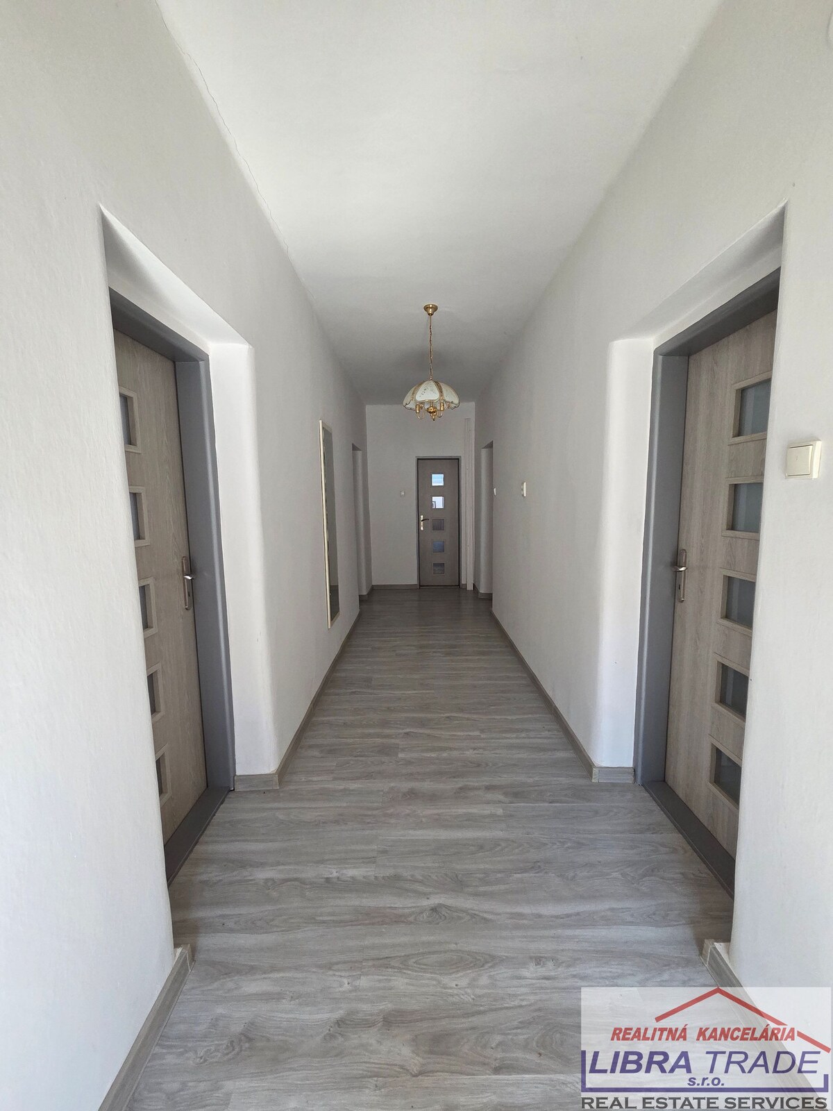 Rodinný dom na predaj v obci Kolárovo. — foto 29