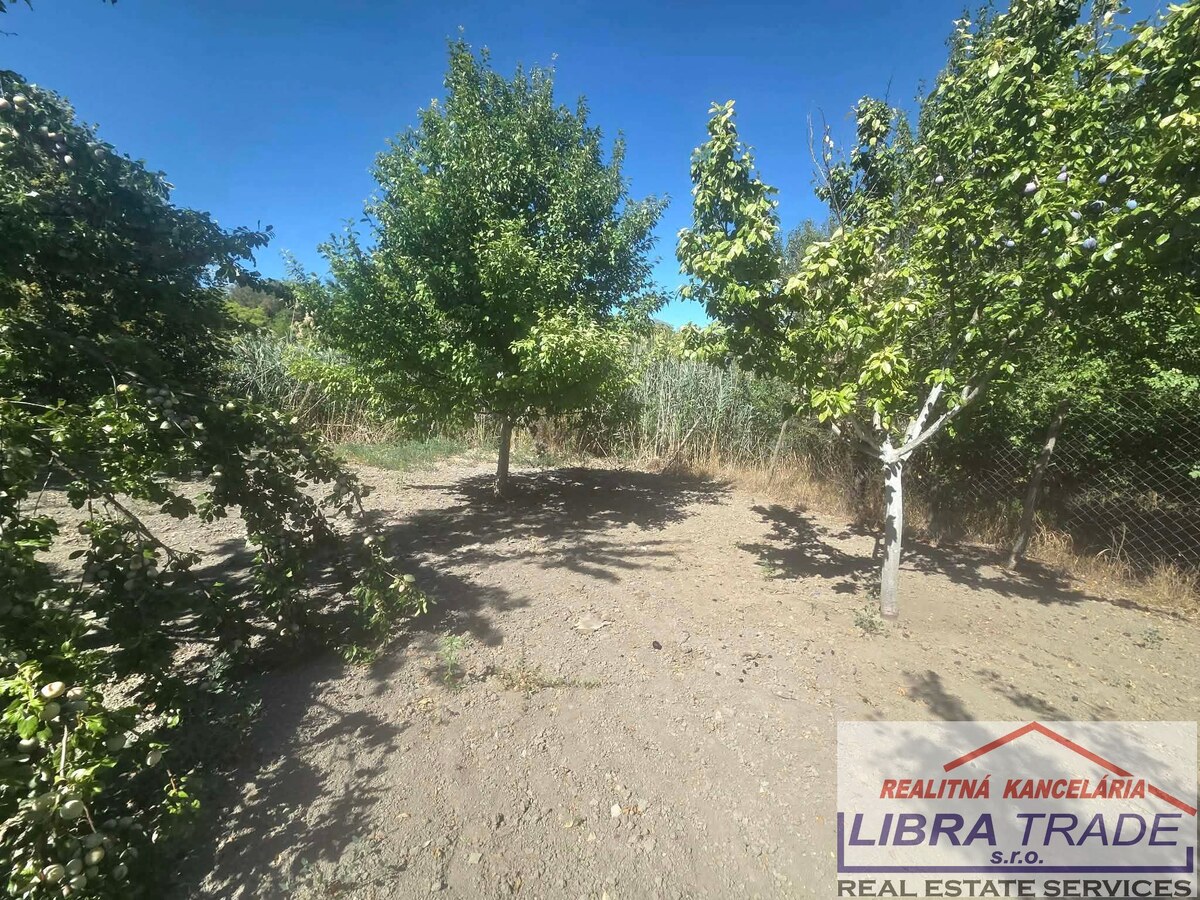 Ponúkame na predaj záhradu v obci Obid. — foto 11