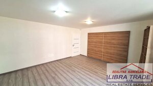 PREDAJ - Kompletne prerobený 4 izbový rodinný dom v CENTRE Komárna pamiatková zóna VÝHODNÁ KÚPA!  — foto 13