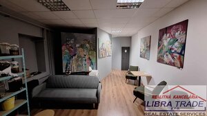 EXKLUZÍVNY PREDAJ - Objekt vhodný na podnikanie, kanceláriu, obchod, kaviareň, reštauráciu v centre Komárna DOHODA MOŽNÁ! — foto 7