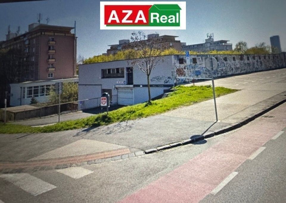PREDANÉ-KÚPTE SI GARÁŽ-garážový dom,ul.Pionierska