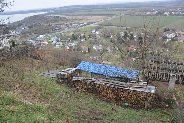 Pozemok vo vinici – ideálne miesto pre oddych v prírode