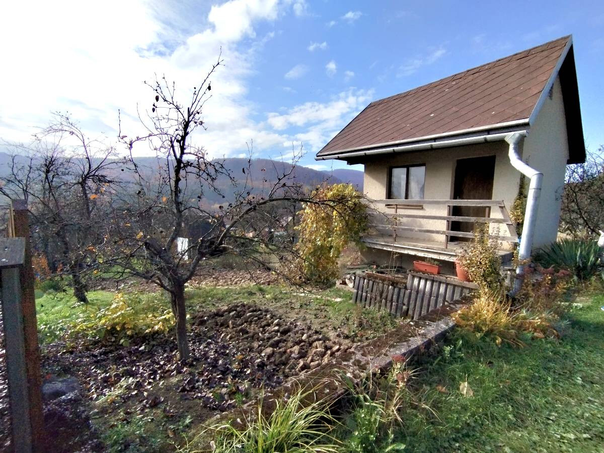 Murovaná záhradná chatka na predaj — foto 4