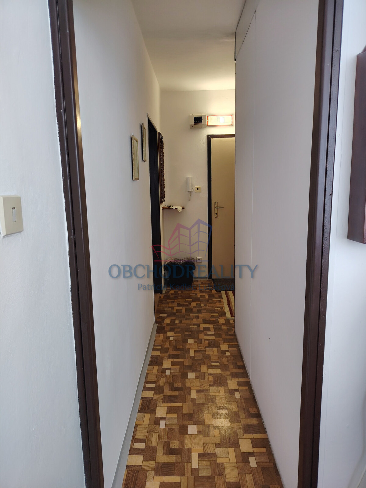1 - izbový byt s balkónom vo Veľkých Kapušanoch — foto 8