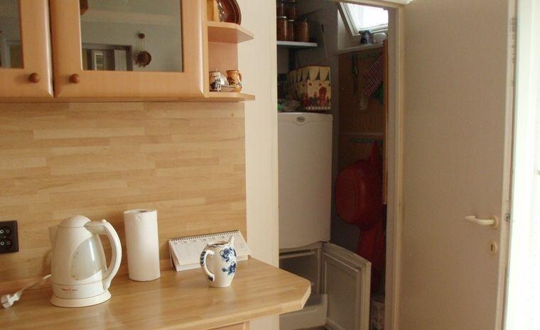 3- izb. byt v Karlovej Vsi na Kuklovskej ul. 72 m2 — foto 2