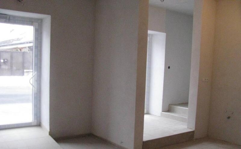 Prenajmem obchodné priestory Žarnovica — foto 3