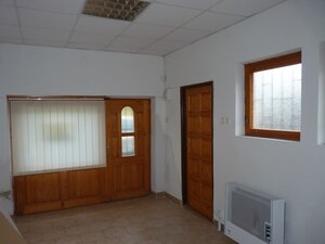 Prenájom, obchodný priestor, kancelária — foto 1