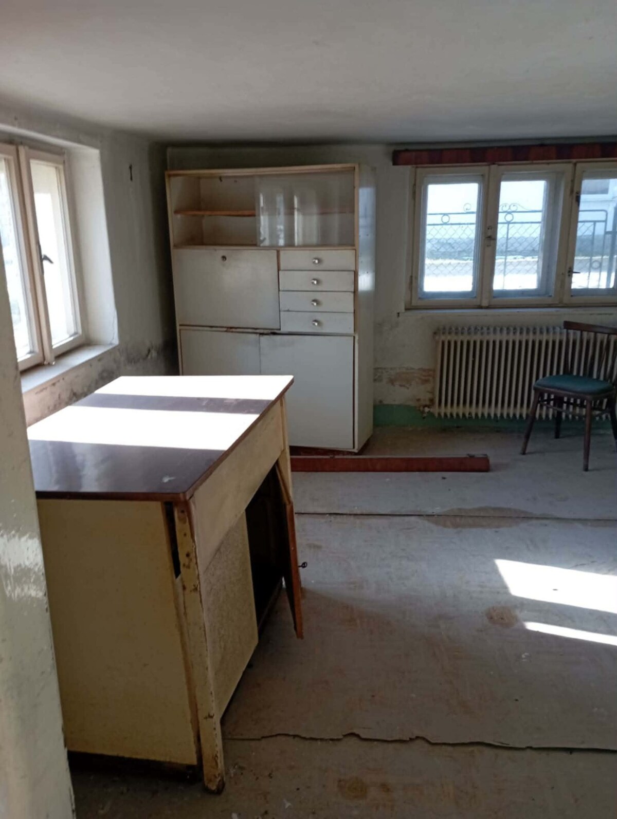 Dom v obci Ľuboriečka s veľkým pozemkom, — foto 16