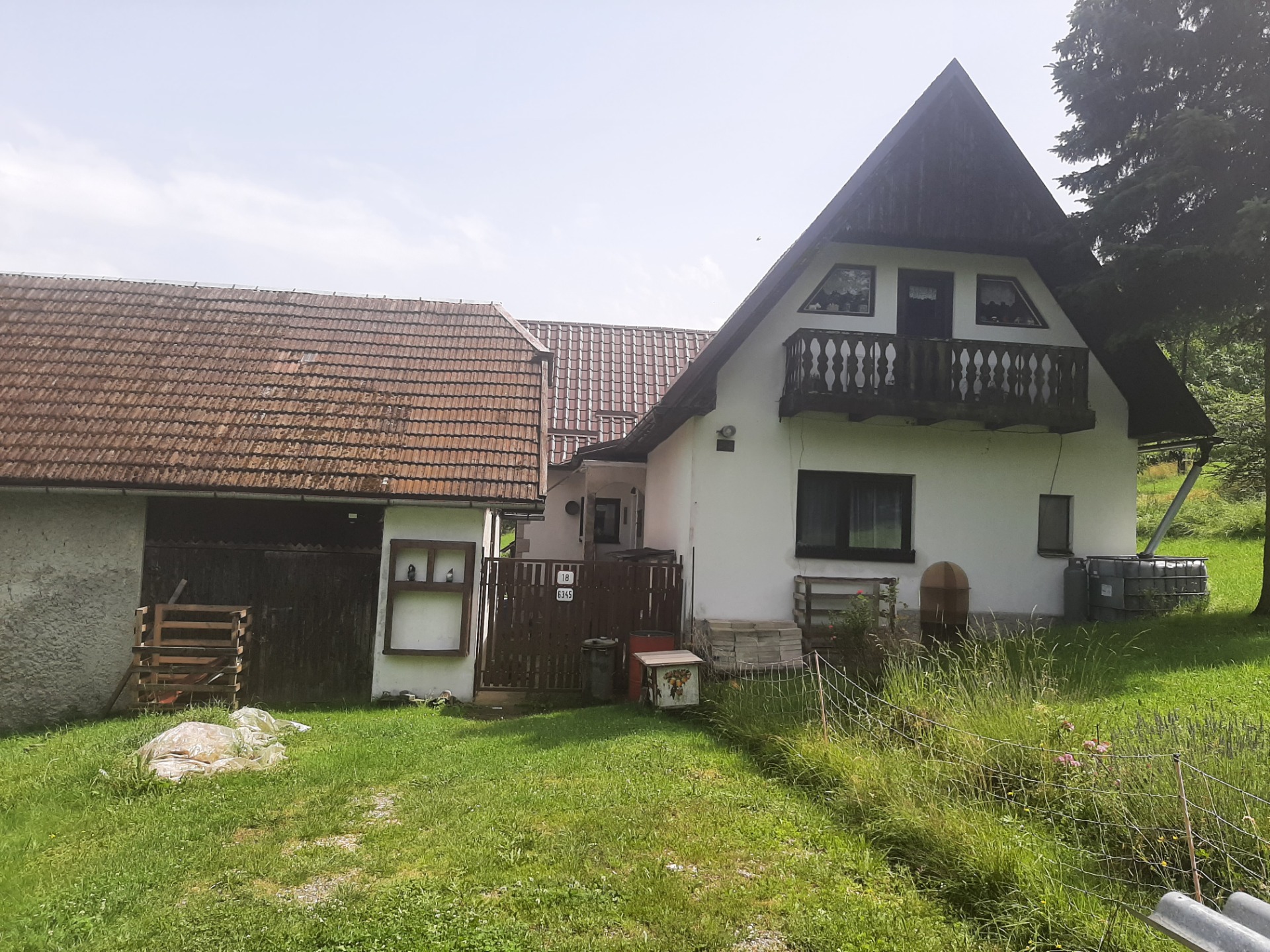 Samota Nová Baňa – Štále s hospodárskymi stavbami — foto 19