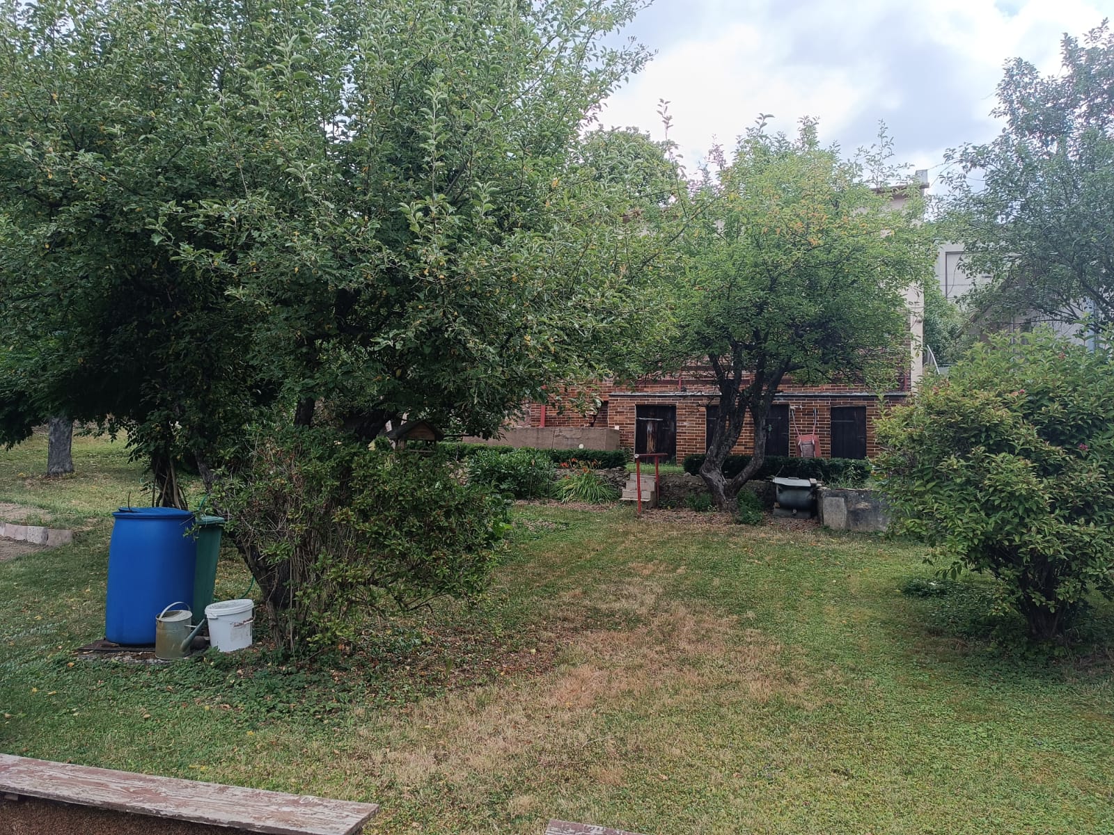 Dom so záhradou a ovocnými stromami na pokojnom mieste – Nová Baňa — foto 16