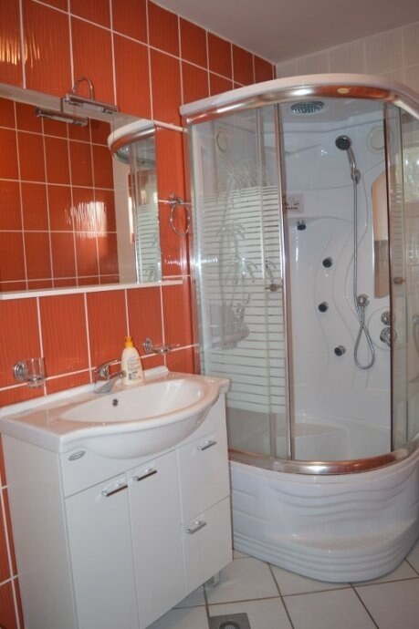 Maslenica - patrový dům se 4 byty + pohostinský objekt, 1. řada u moře — foto 9