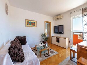 APARTMÁNOVÁ VILA S BAZÉNOM A VÝHĽADOM NA MORE — foto 8